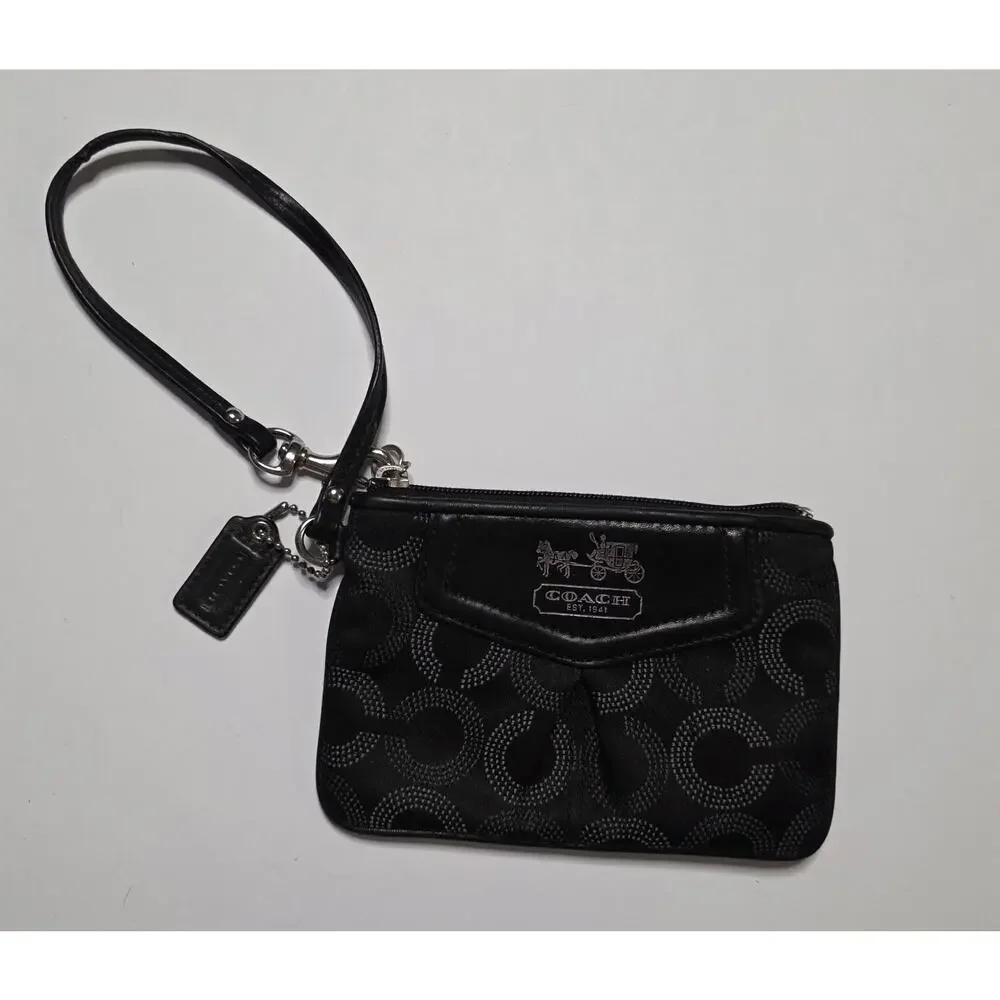 Coach Madison Op Art Wristlet Blue Interior Hang Tag
